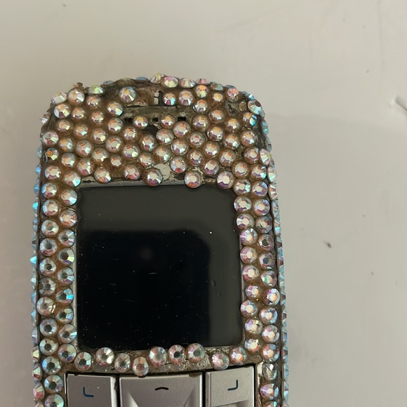 Swarovski Rhinestoned cell phone 4 x 2 - Picture 2 of 6